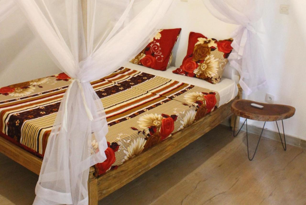 B & B Mariamacounda Toubakouta Экстерьер фото