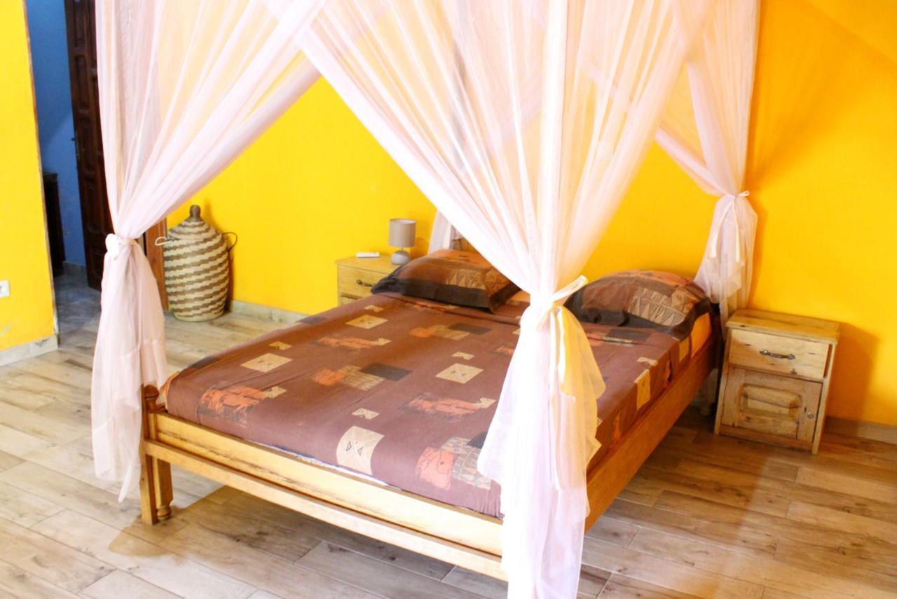 B & B Mariamacounda Toubakouta Экстерьер фото